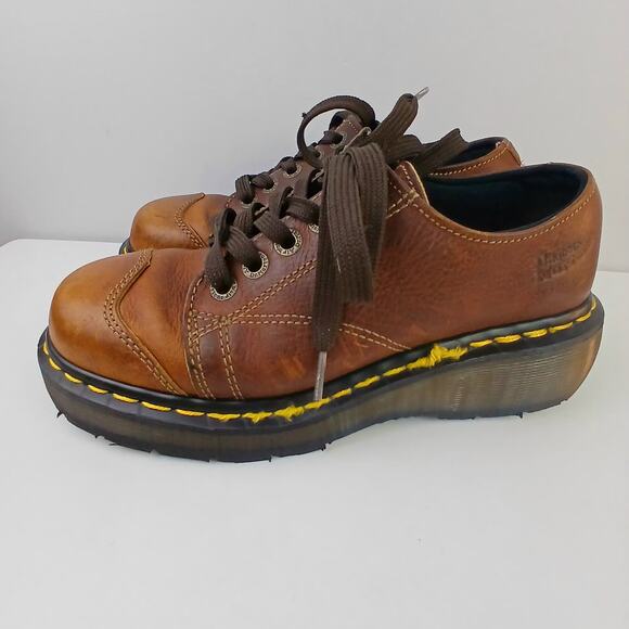 Dr. Martens Women’s SZ UK 6/US 8 VTG 8651 Oxford Shoes – Made in England-Runs LG - Picture 5 of 12